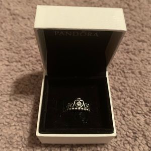 Pandora princess crown ring 4.5